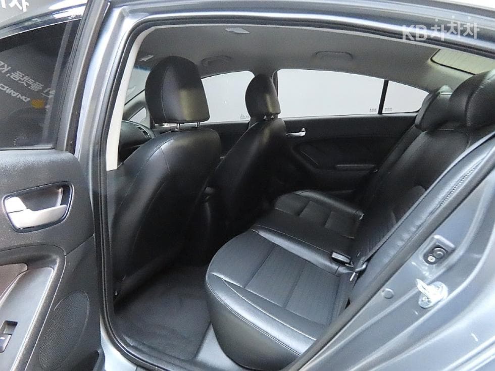 Kia The New (facelift) K31.6 Gasoline Trendy Style - 11
