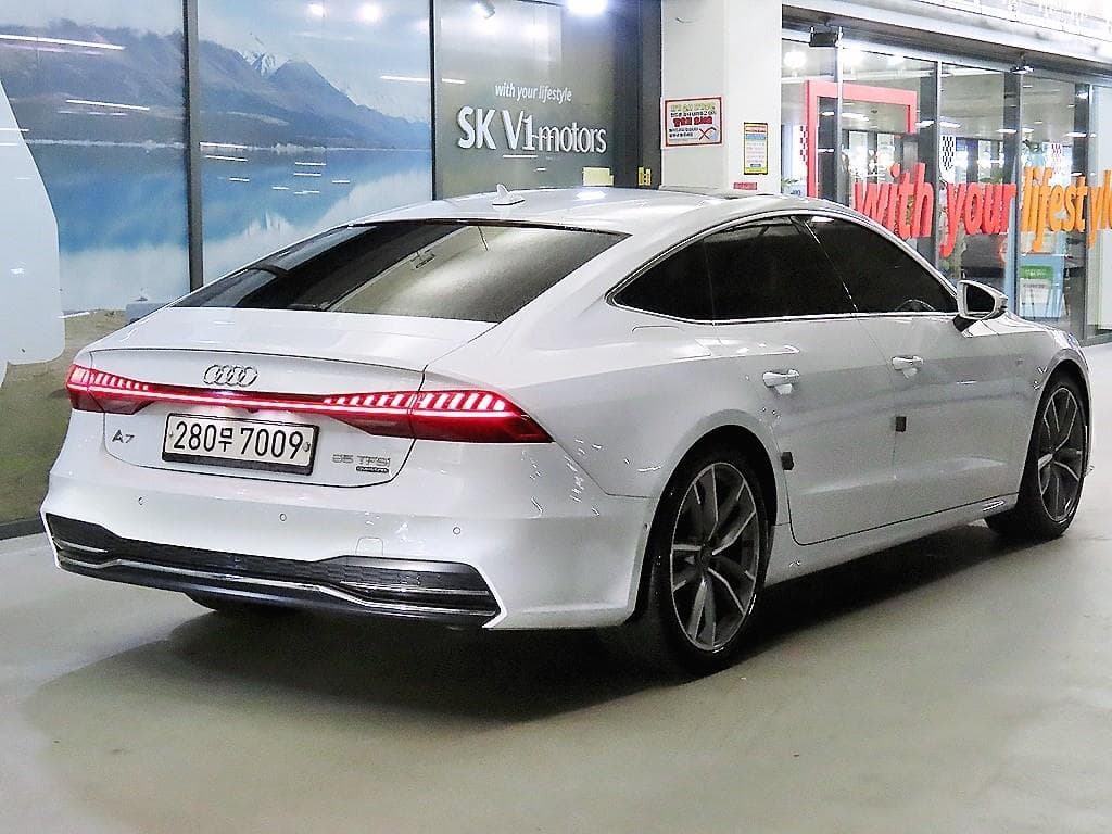 Ауди A7(4K8)55 TFSI Quattro Premium - 4
