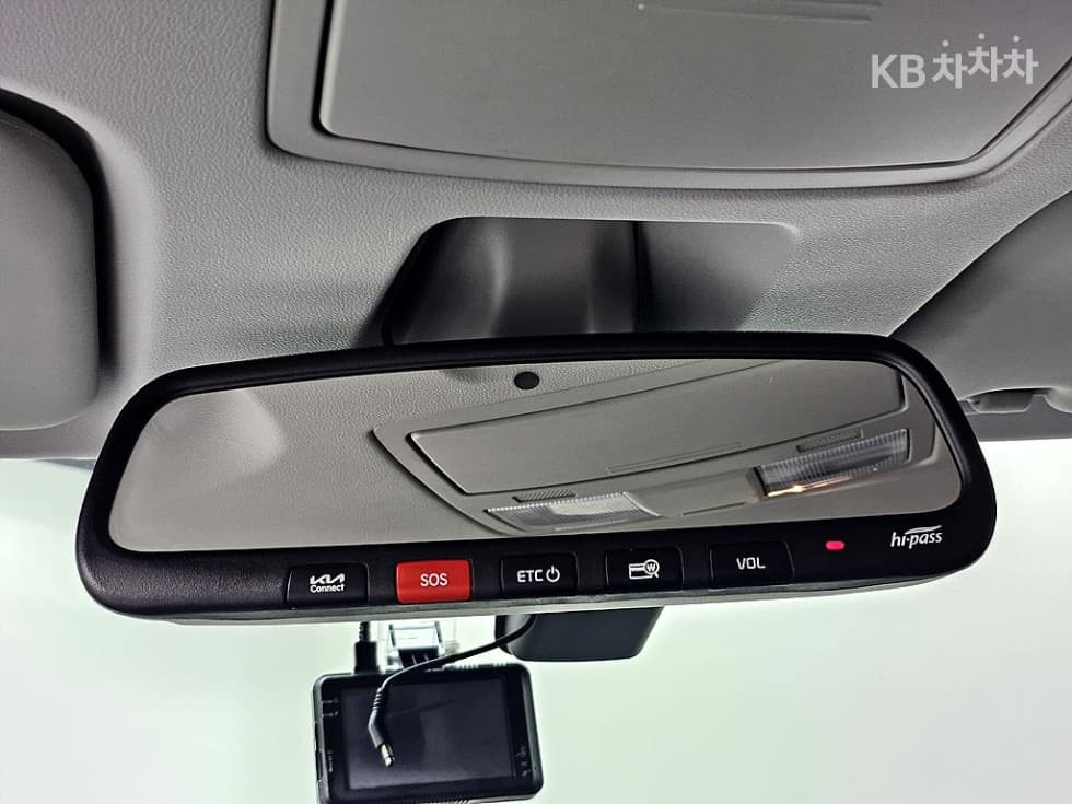 Kia The New (facelift) Kia Ray (van)1.0 Gasoline Signature - 13