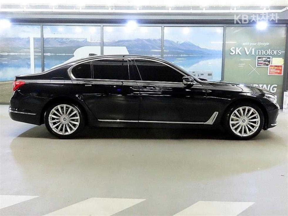 BMW 7시리즈 (G11)730d xDrive Стандартен - 3
