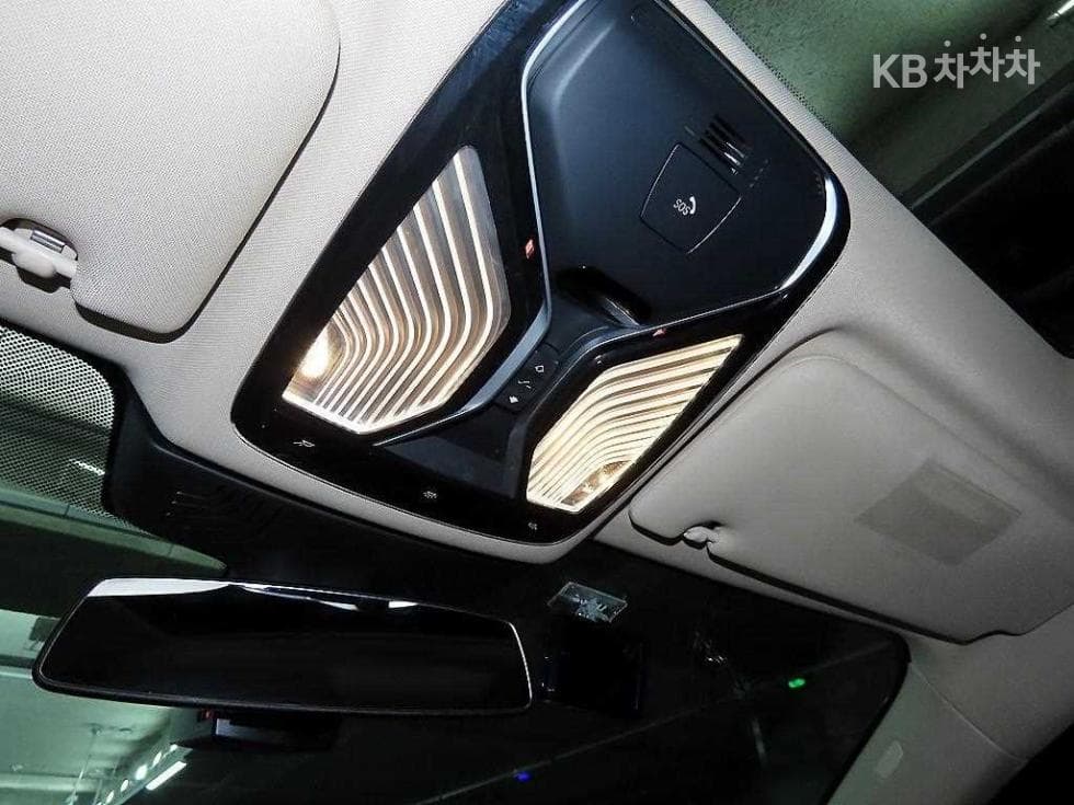 BMW 7시리즈 (G11)730d xDrive Стандартен - 16