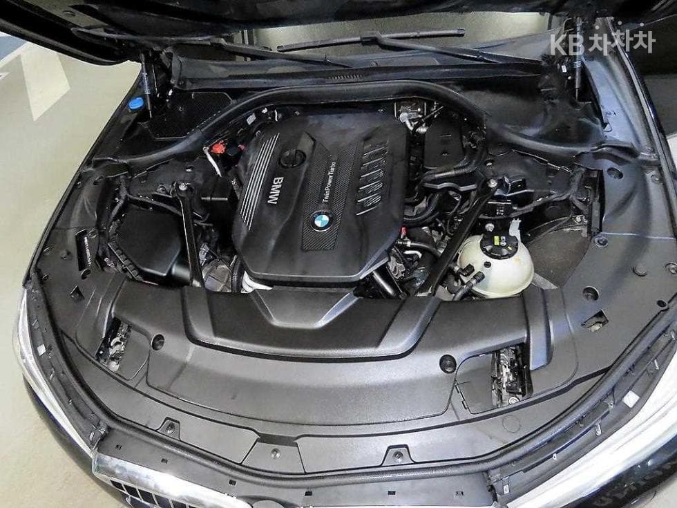 BMW 7시리즈 (G11)730d xDrive Стандартен - 19