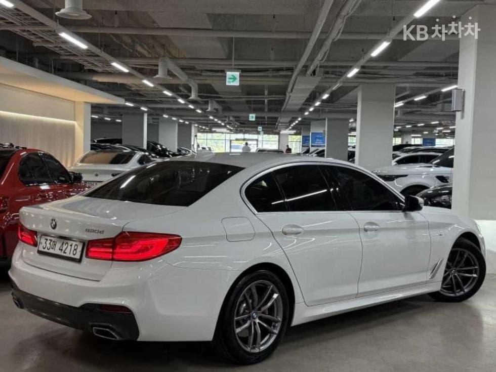 BMW 올Нов5 Серия (G30)520d M Sport Plus - 2
