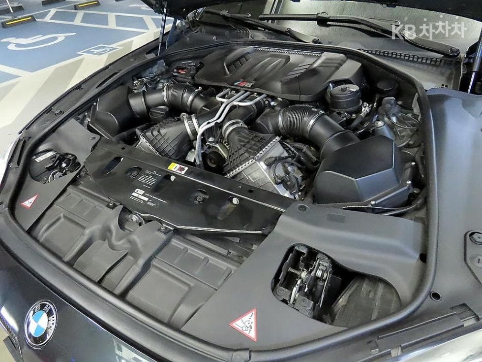 BMW M시리즈M6 그란 Купе F13 - 19