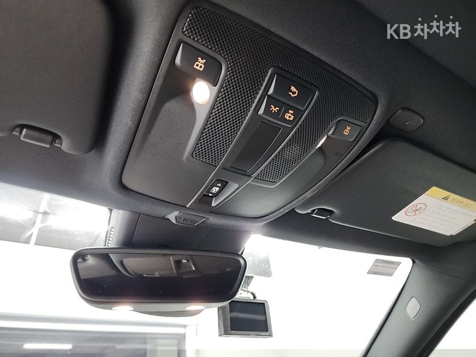 Местен피니티 Q302.0t Premium - 18
