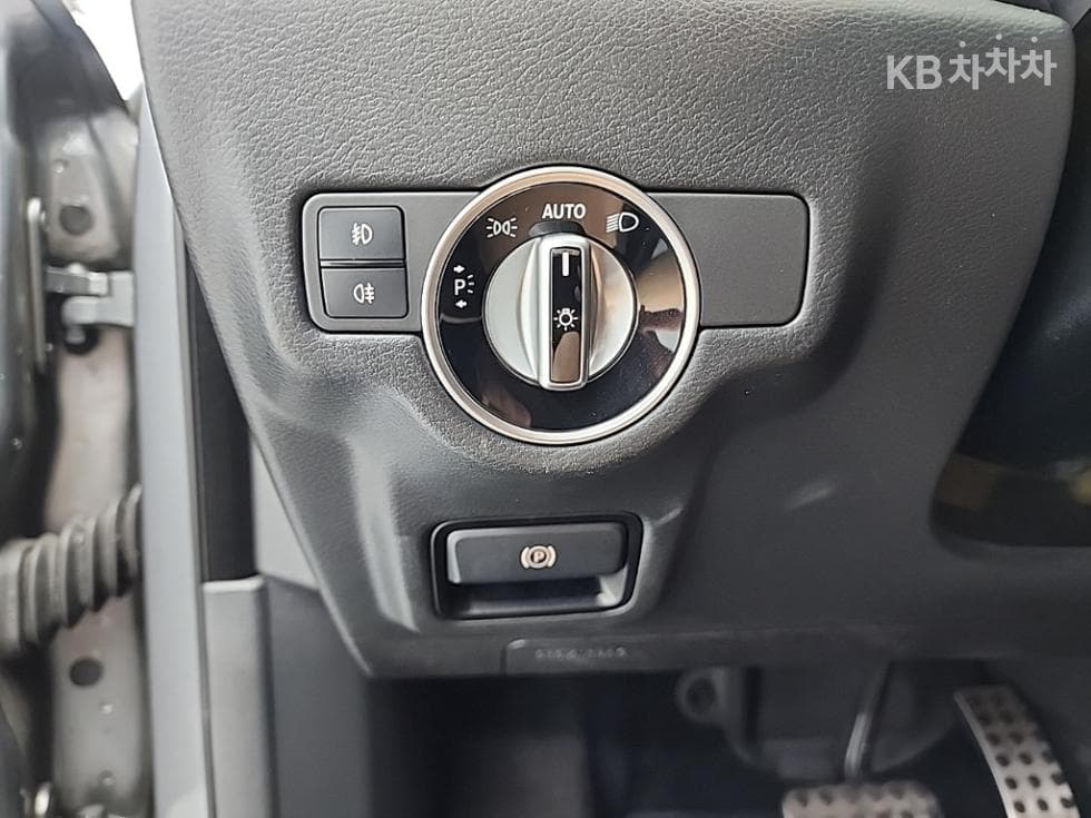 Местен피니티 Q302.0t Premium - 20