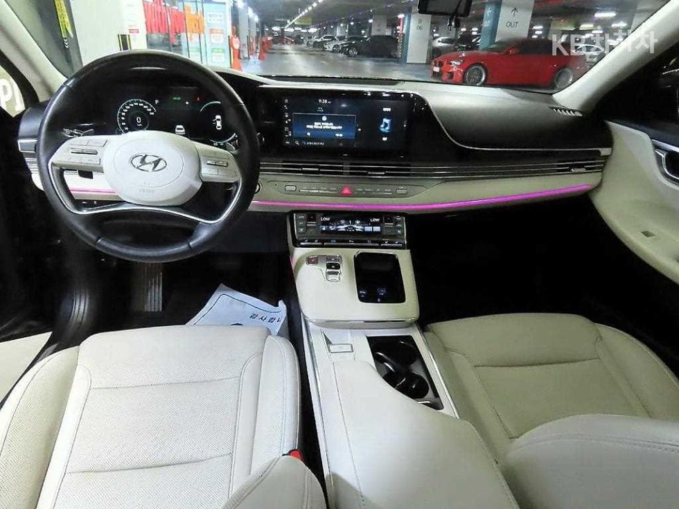 Хюндай The New (фейслифт) Grandeur (Azera)2.5 Le Blanc - 10