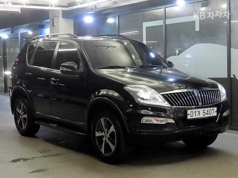 КейДжи Мобилити RextonW 7-местен (Лимузин) 4x4 RX7 Лукс - Image 1