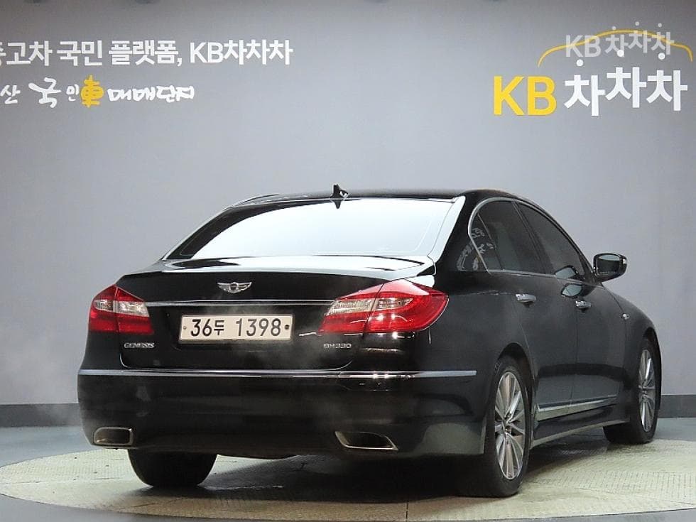 Хюндай ДженезисBH330 PREMIUM Стандартен - 2
