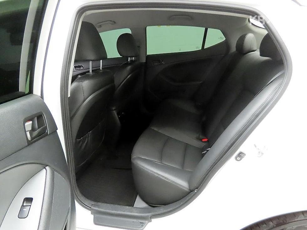 Kia The New (facelift) K5LPI Deluxe Standard - 14