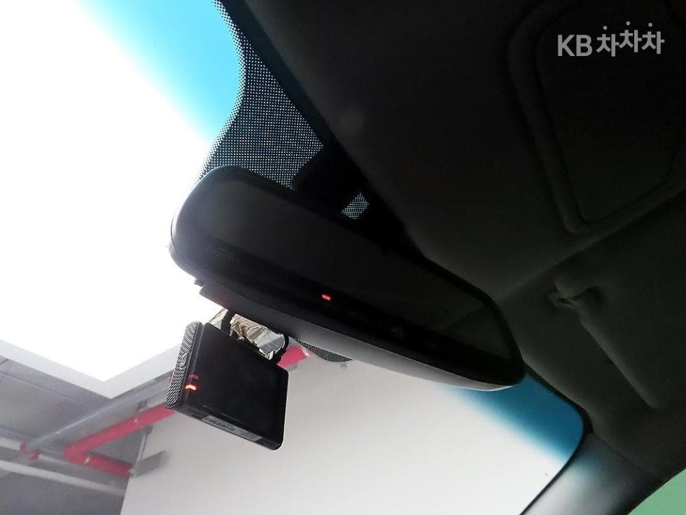 Kia The New (facelift) K5LPI Deluxe Standard - 17