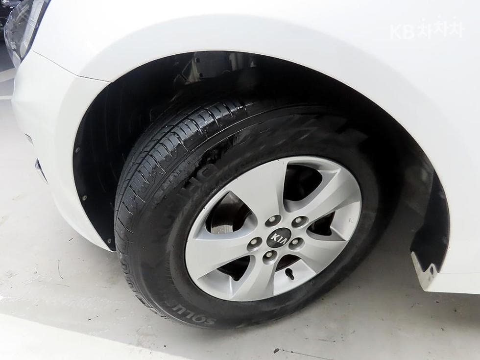 Kia The New (facelift) K5LPI Deluxe Standard - 19