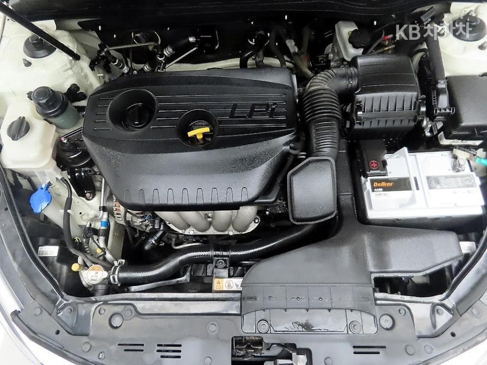 Kia The New (facelift) K5LPI Deluxe Standard - 20