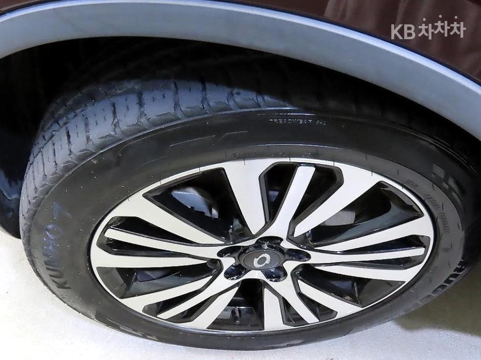 Рено Корея The New (фейслифт) QM62.0 dCi AWD Premiere - 20