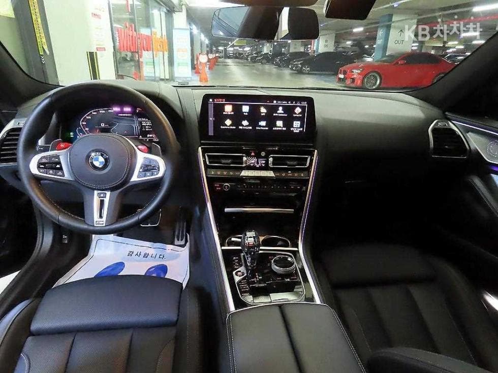 BMW 8시리즈 (G15)M850i xDrive Gran Coupe Стандартен - 10