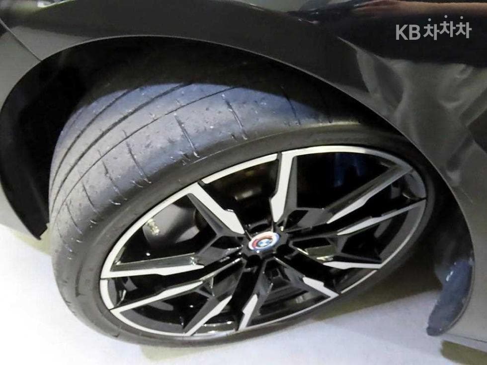 BMW 8시리즈 (G15)M850i xDrive Gran Coupe Стандартен - 20
