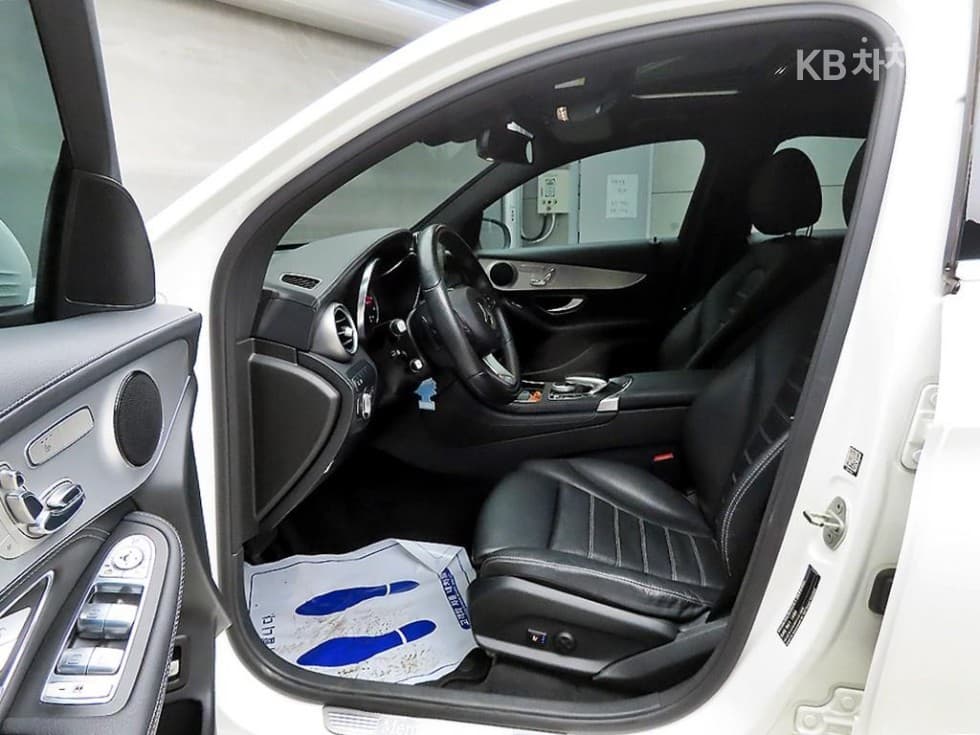 Mercedes-Benz GLC(X253)220 d 4Matic COUPE Premium - 5