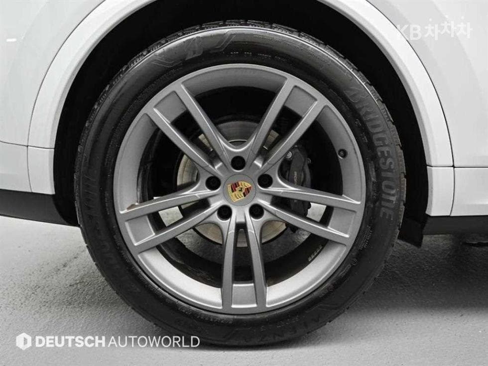 Porsche Cayenne(9Y0)3.0 Coupe Стандартен - 5