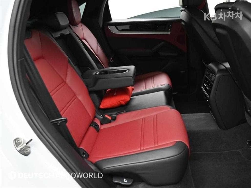 Porsche Cayenne(9Y0)3.0 Coupe Стандартен - 12