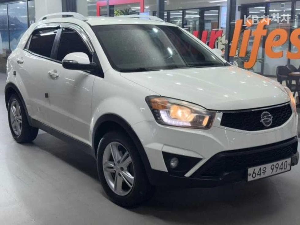 КейДжи Мобилити Нов코란도 C2.0 CVS 2WD Висок клас - 2