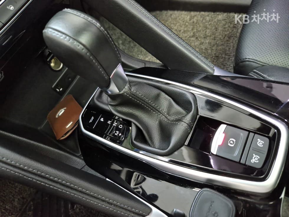 Рено Корея Нов QM62.0 GDe 2WD RE - 7