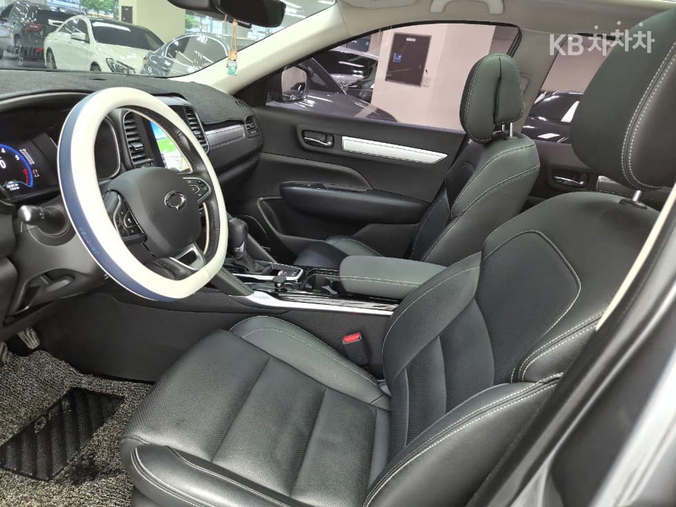 Рено Корея Нов QM62.0 GDe 2WD RE - 13