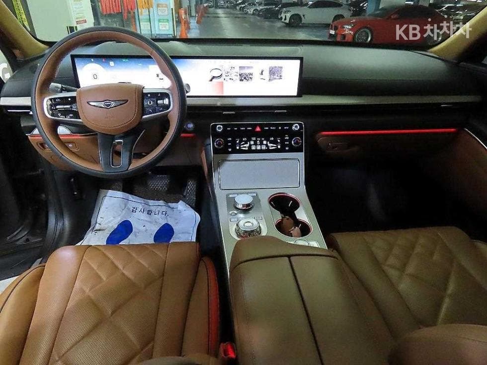 Genesis GV802.5 Turbo Gasoline AWD - 10