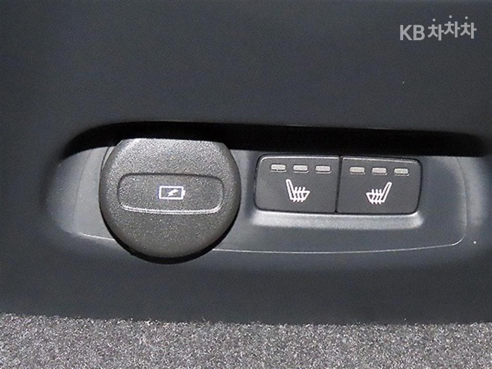 Volvo XC40 RechargeTwin Ultimate Стандартен - 14