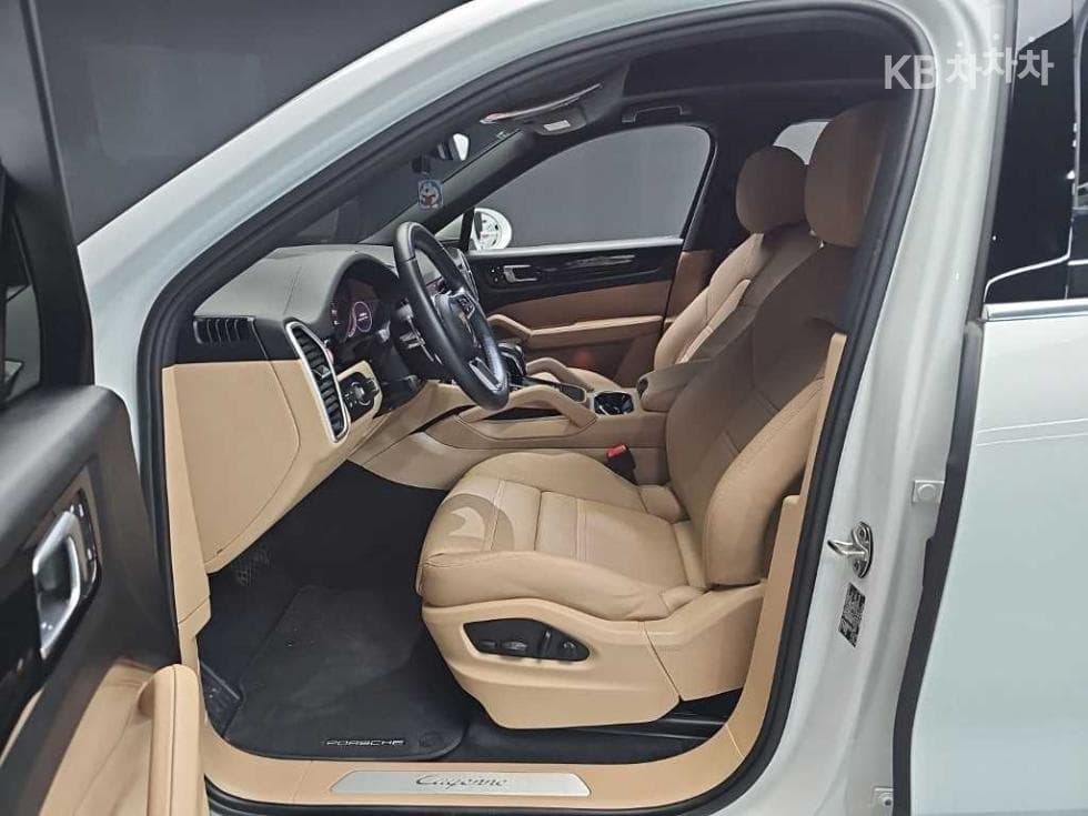Porsche Cayenne(9Y0)3.0 Coupe Стандартен - 11