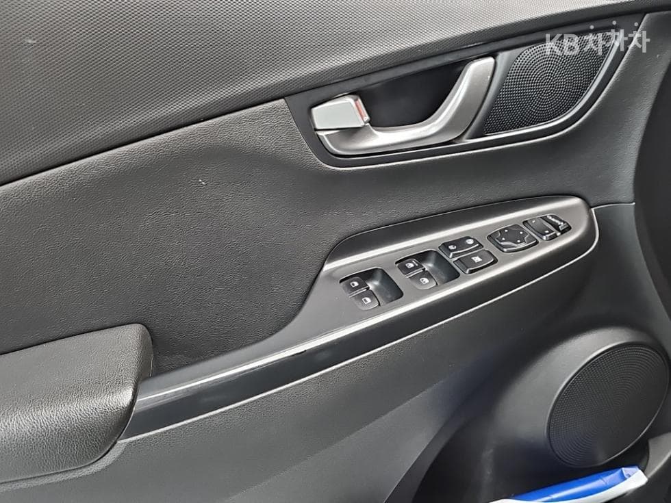 Хюндай The New (фейслифт) Kona1.6 Бензин Турбо 2WD Inspiration - 17