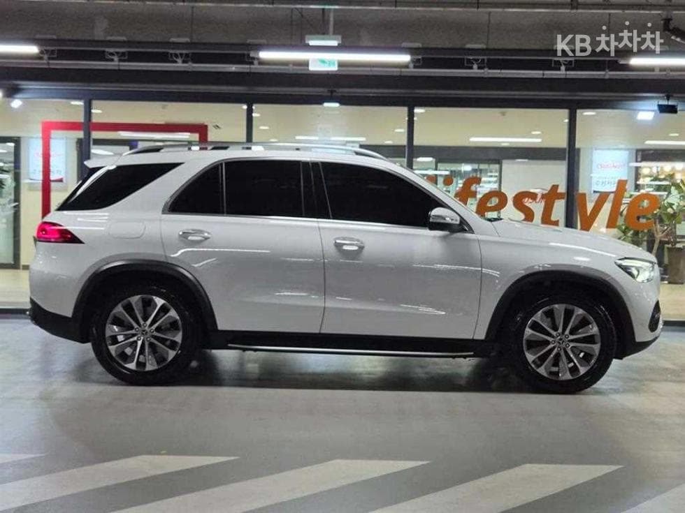 Mercedes-Benz GLE (V167)300 d 4Matic - 3
