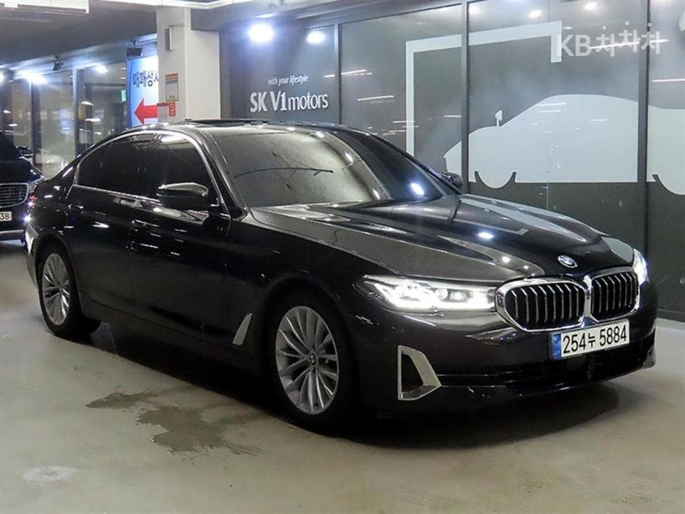 BMW 올Нов5 Серия (G30) 520i Luxury - Image 1