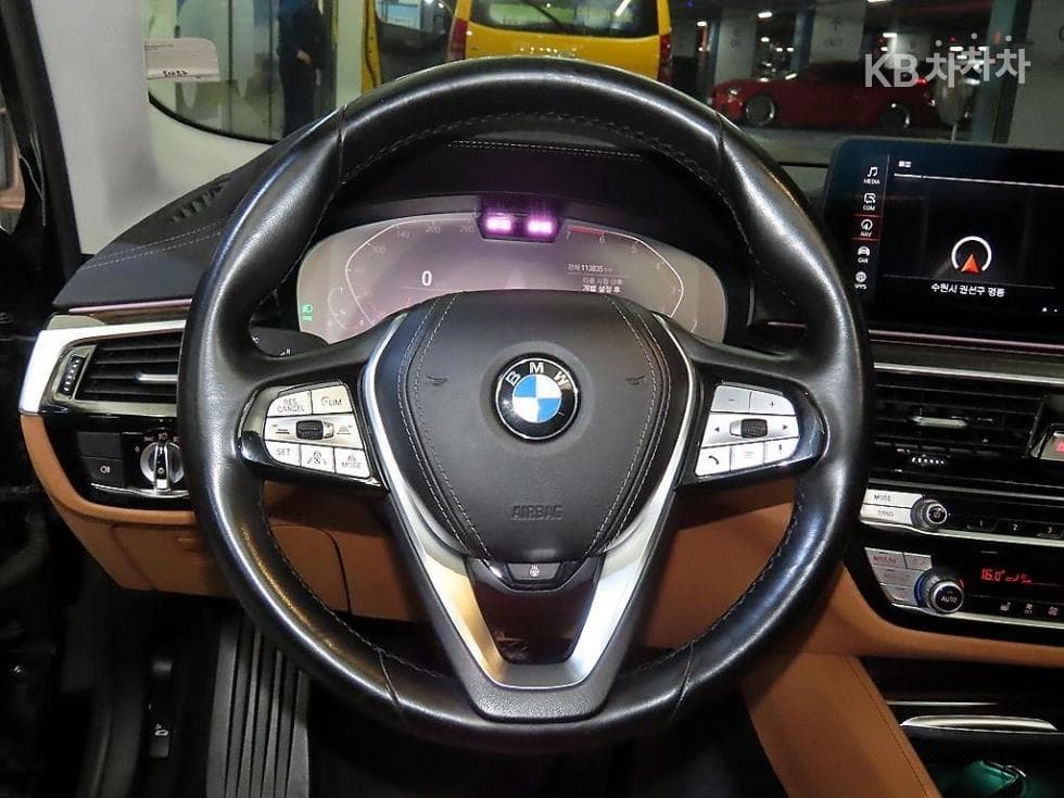 BMW 올Нов5 Серия (G30)520i Luxury - 8