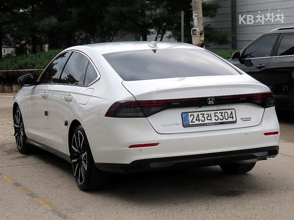 혼다 어코드 11st Generation2.0 HEV Touring - 3