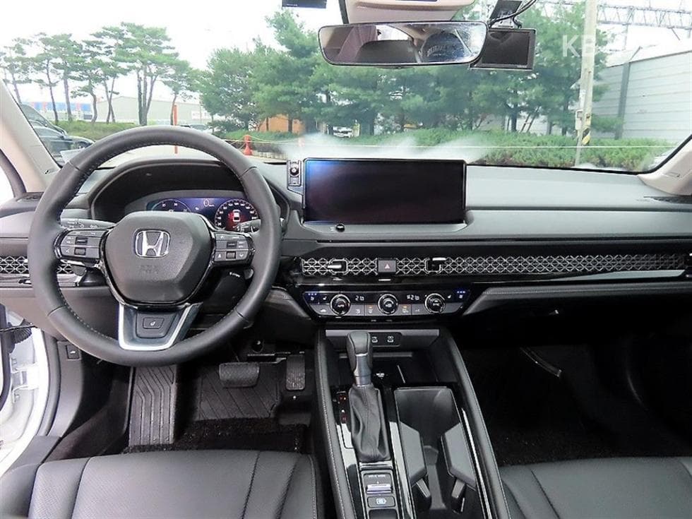 혼다 어코드 11st Generation2.0 HEV Touring - 7
