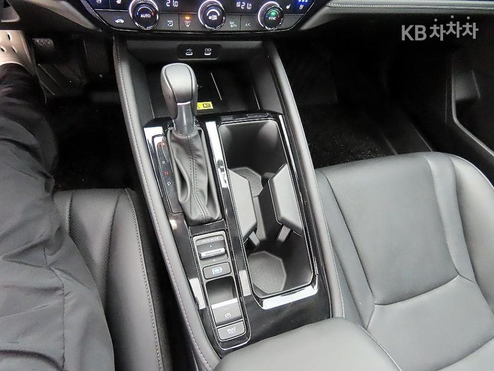 혼다 어코드 11st Generation2.0 HEV Touring - 10