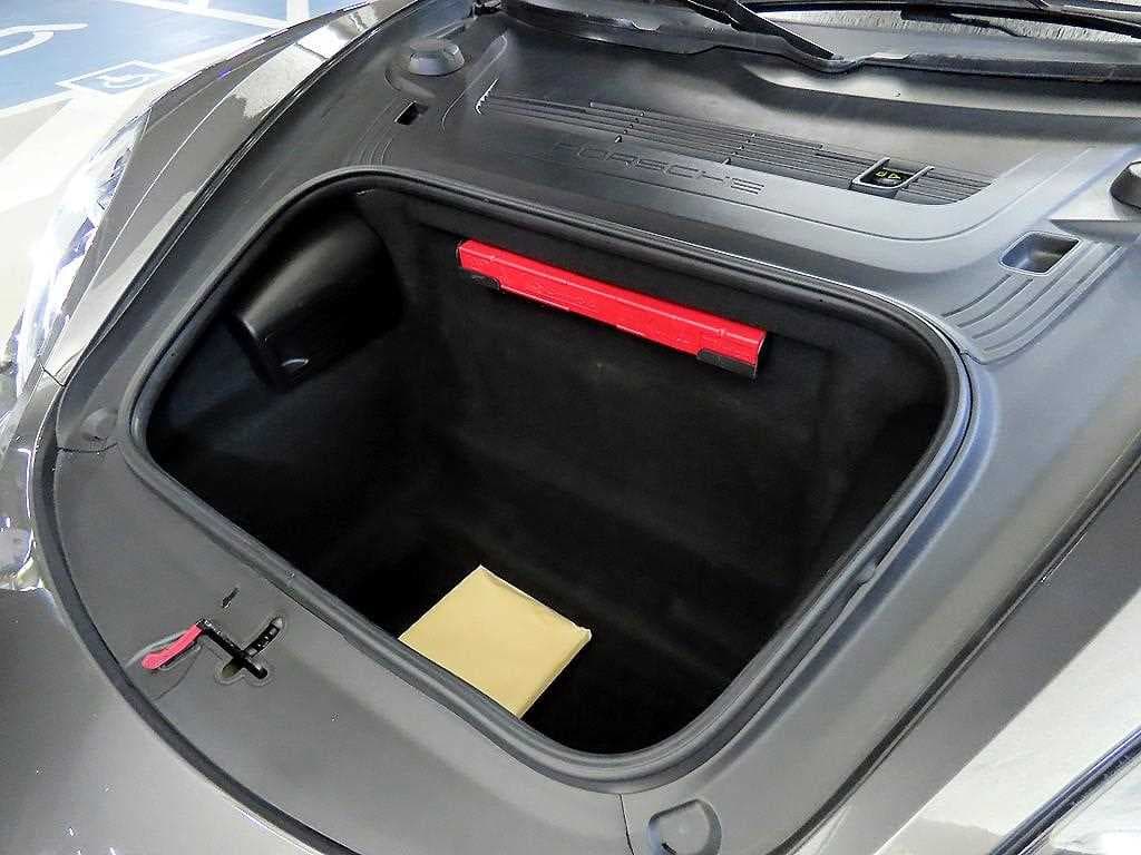 Porsche 카이맨 (718)4.0 GTS - 15