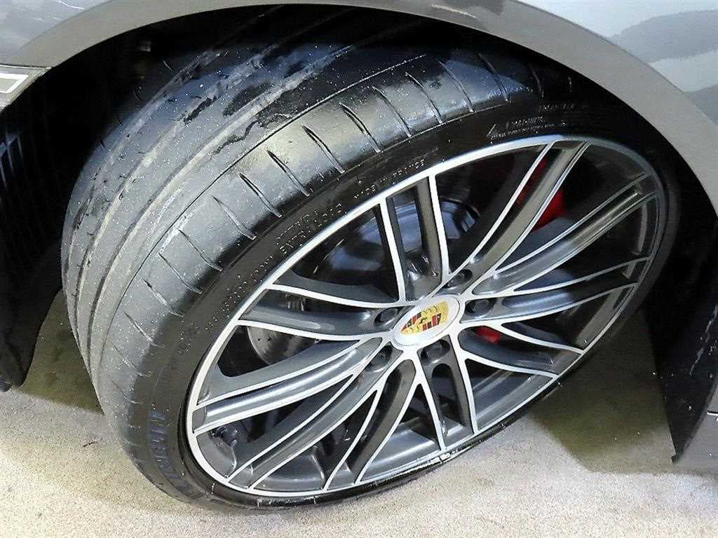 Porsche 카이맨 (718)4.0 GTS - 16