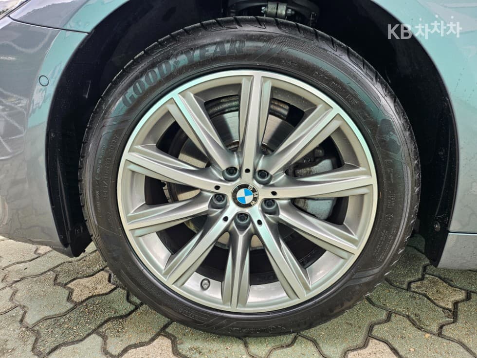 BMW 올Нов5 Серия (G30)520i Luxury - 7