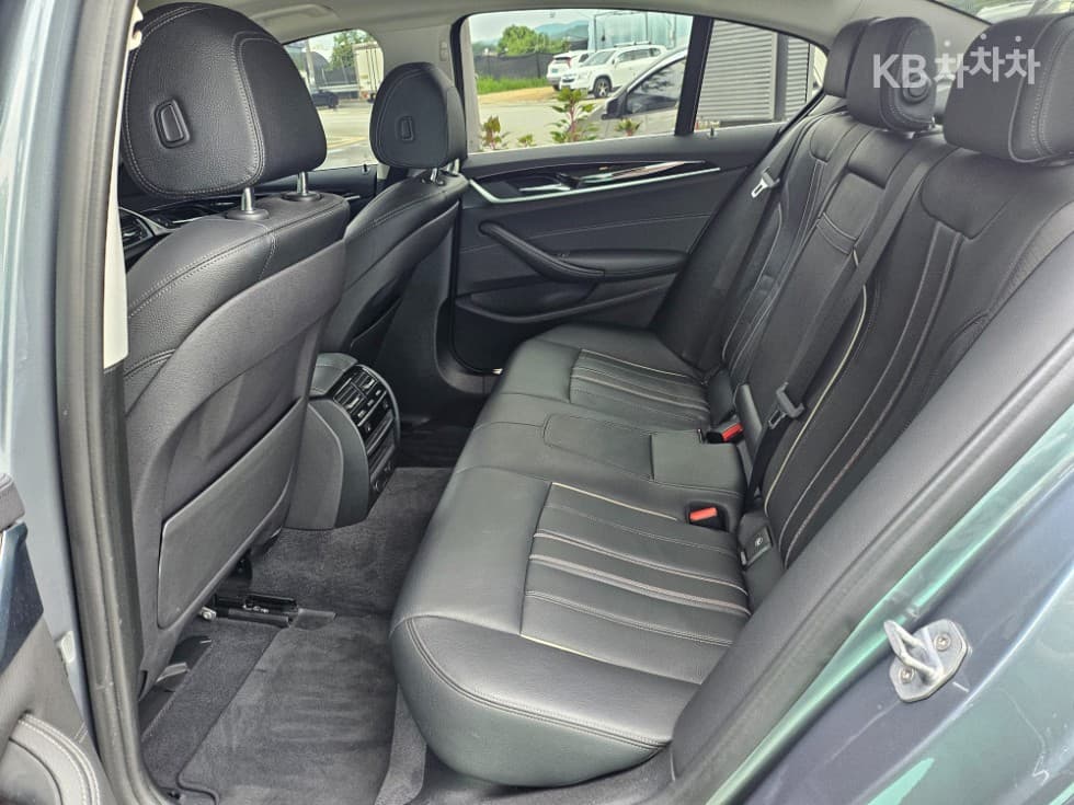 BMW 올Нов5 Серия (G30)520i Luxury - 10