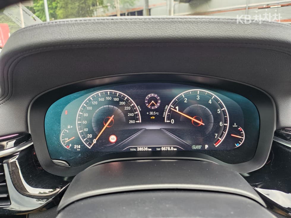 BMW 올Нов5 Серия (G30)520i Luxury - 17