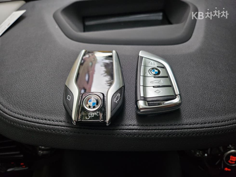 BMW 올Нов5 Серия (G30)520i Luxury - 28