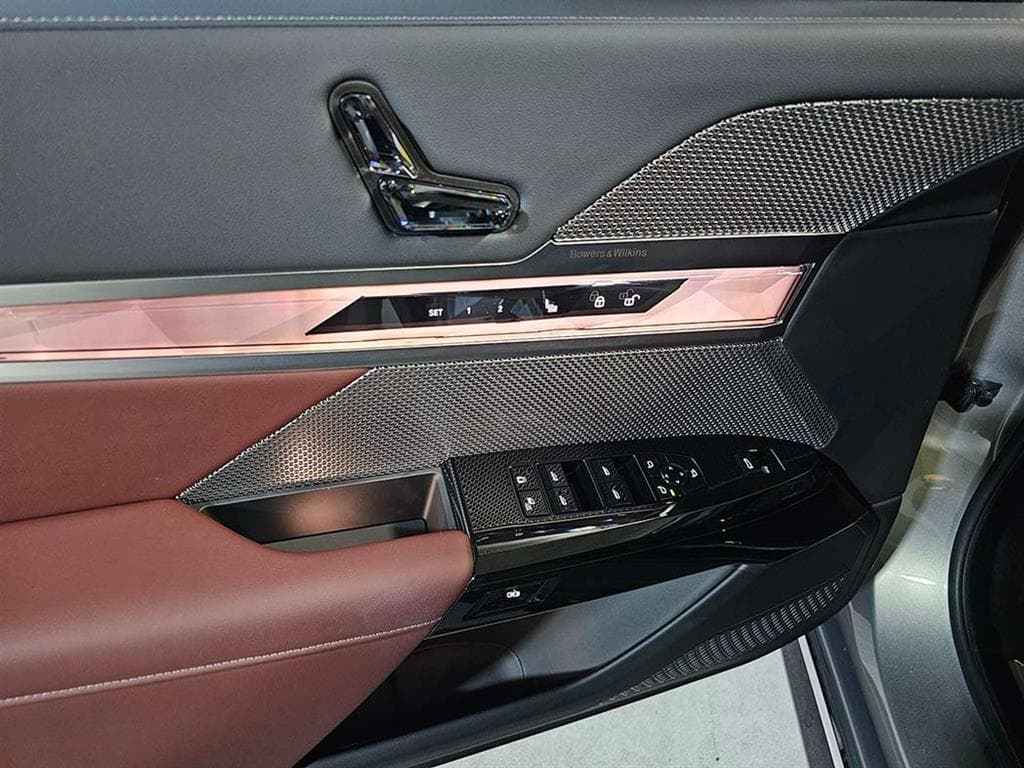 BMW 7시리즈(G70)740i xDrive M Sport - 8