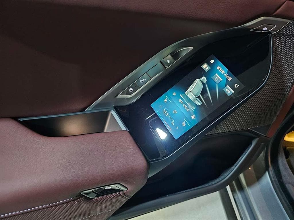 BMW 7시리즈(G70)740i xDrive M Sport - 9