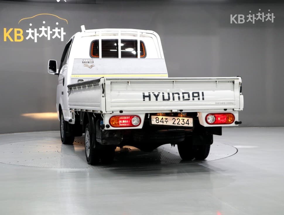 Хюндай Porter 2Удължено междуосие Super Cab CRDi Premium - 4