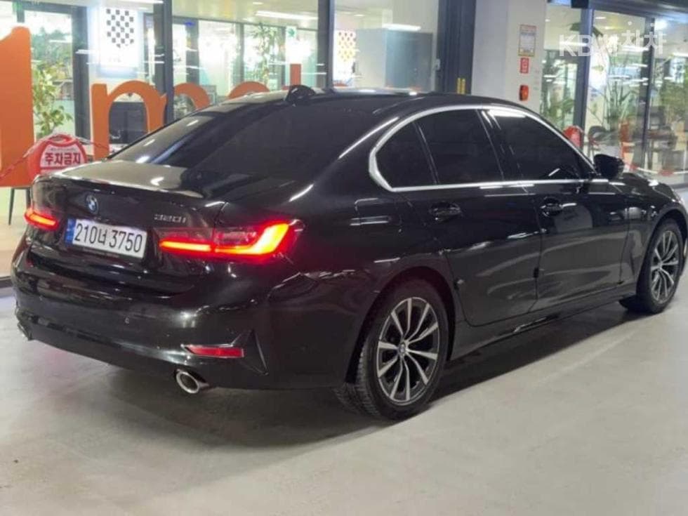 BMW 3 Серия (G20)320i Стандартен - 4