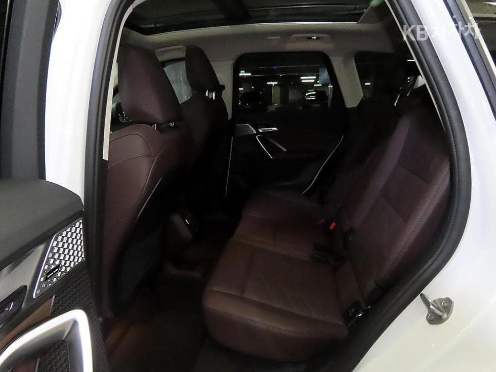BMW X1(U11)xDrive20i xLine - 7