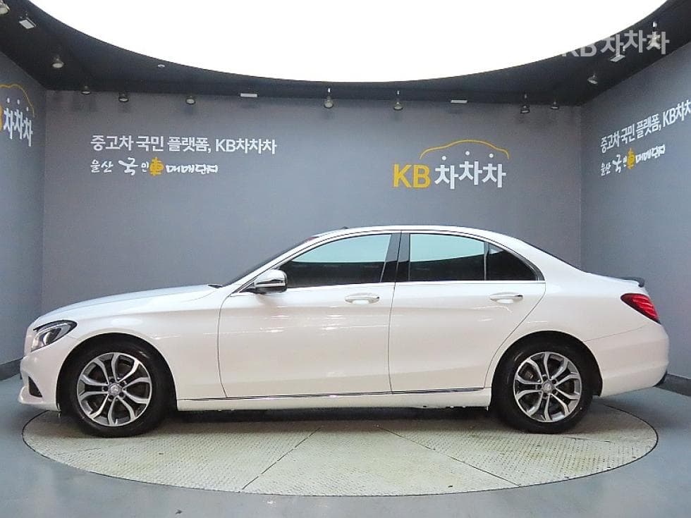 Mercedes-Benz The New (фейслифт) C-КласC220d Avantgarde W205 - 5