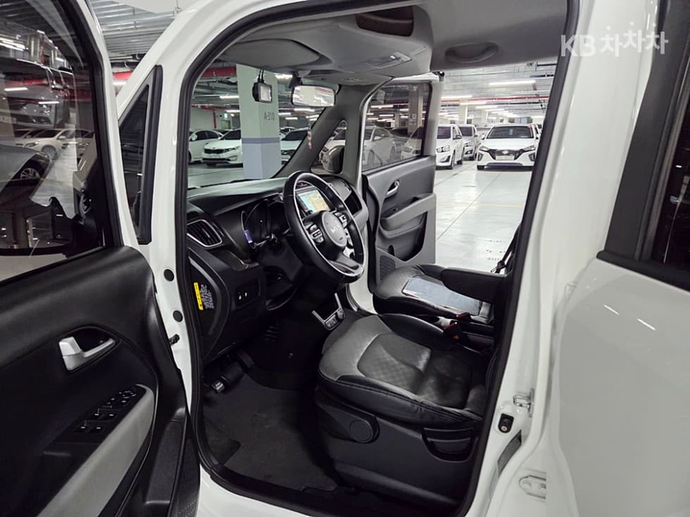 Kia The New (facelift) Ray (van)1.0 Gasoline Prestige - 11