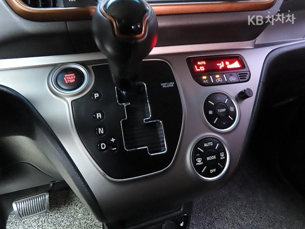 Киа The New (фейслифт) Рей (ван)1.0 LPI Престиж - 9